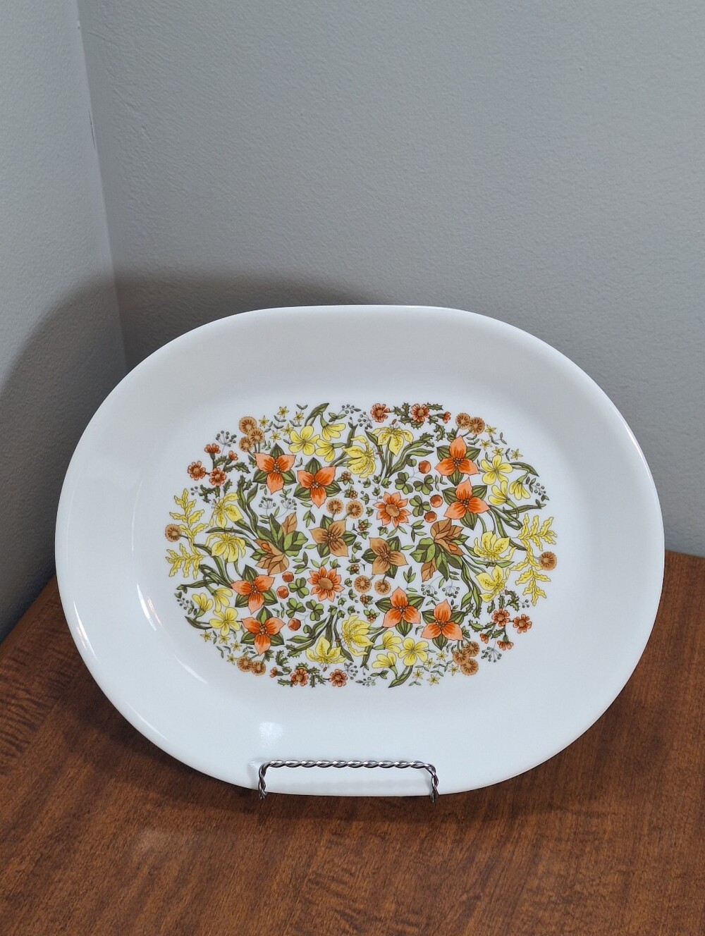 Vintage 70s Corelle Indian Summer 12 In Oval Serving Platter Orange Yellow Retro